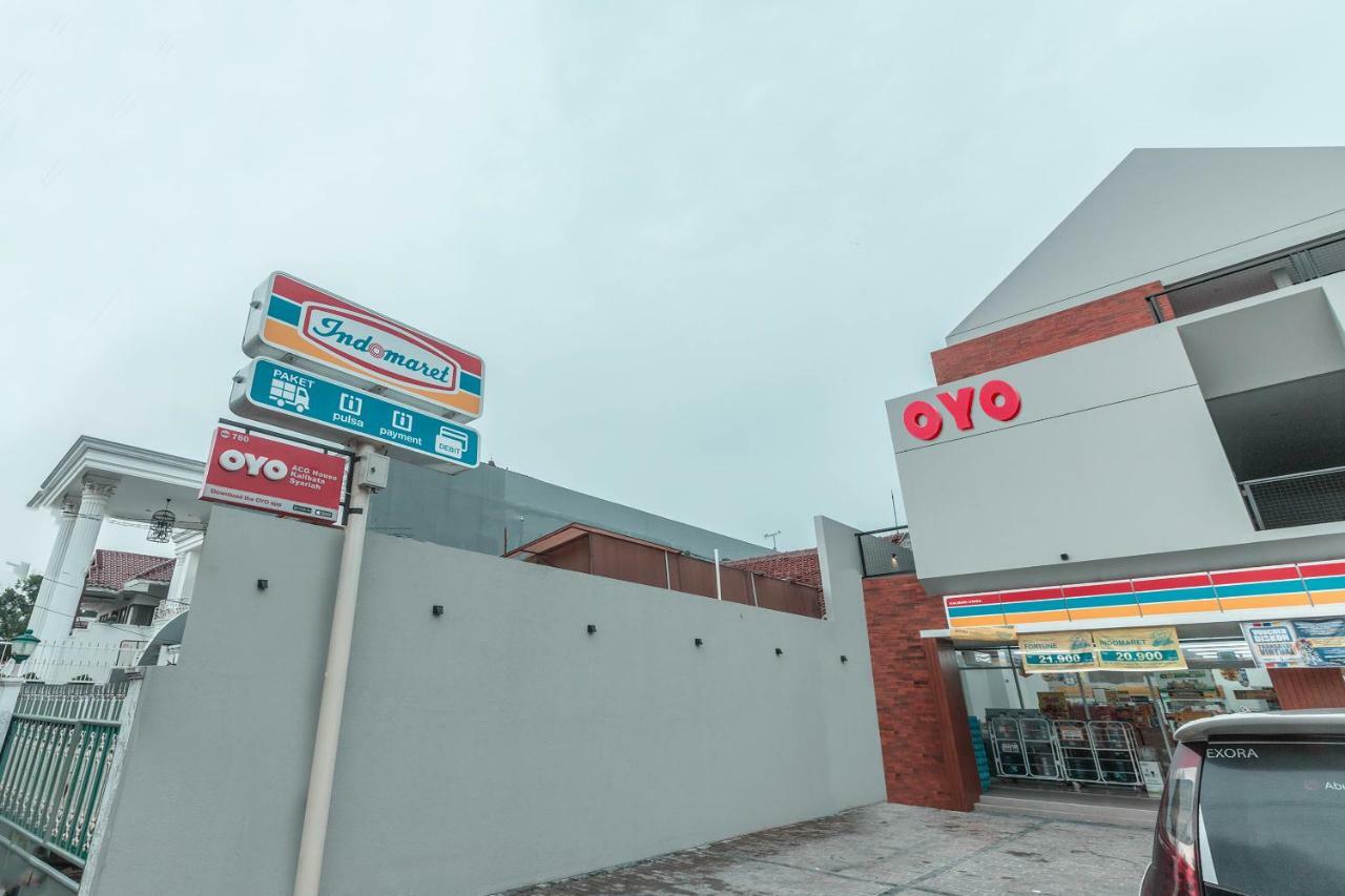 Oyo 780 Acg House Kalibata Syariah Hotel Jakarta Luaran gambar